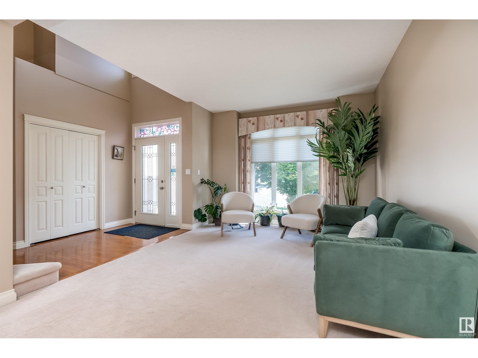 Photo 8 of 613 Todd Li Nw, Edmonton AB