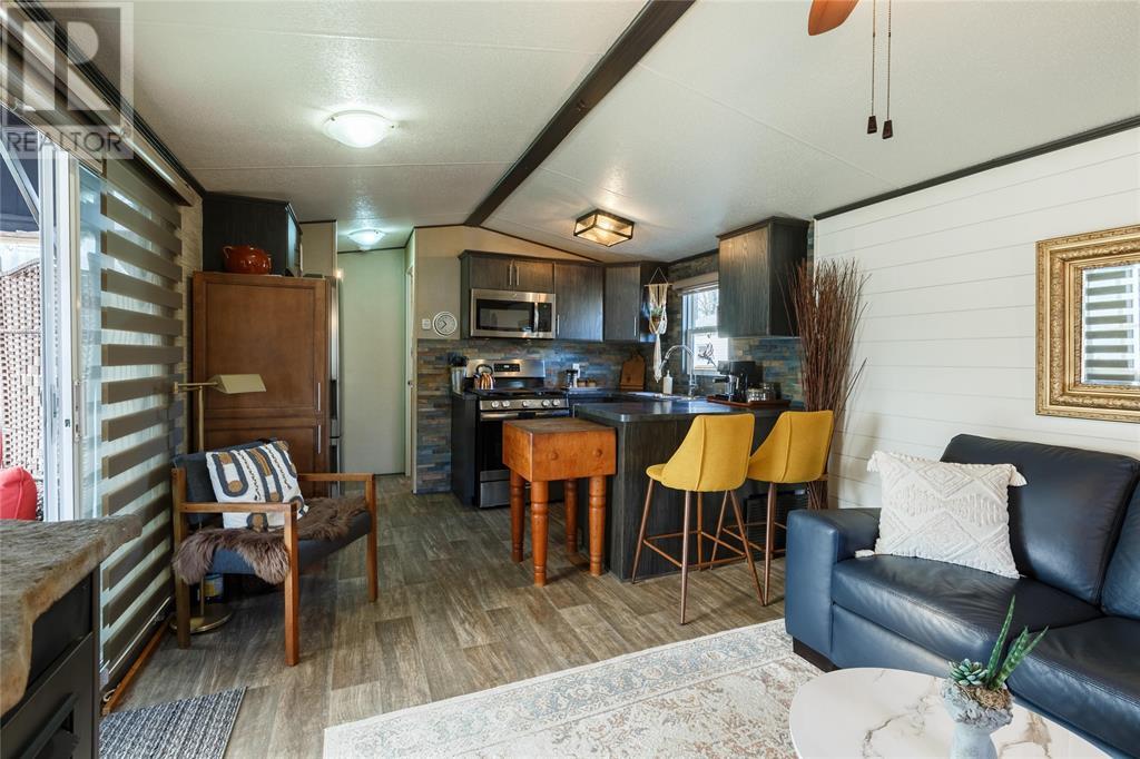 Photo 33 of 2891 Old Lakeshore Road Unit 13, Sarnia ON