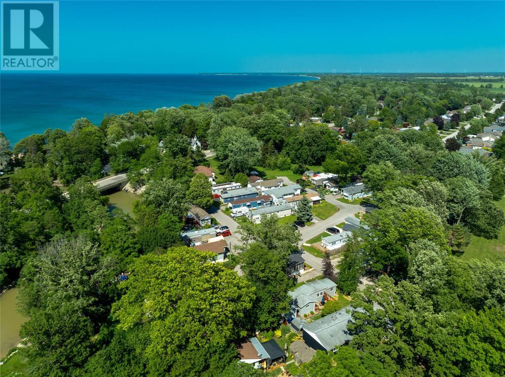 Photo 47 of 2891 Old Lakeshore Road Unit 13, Sarnia ON