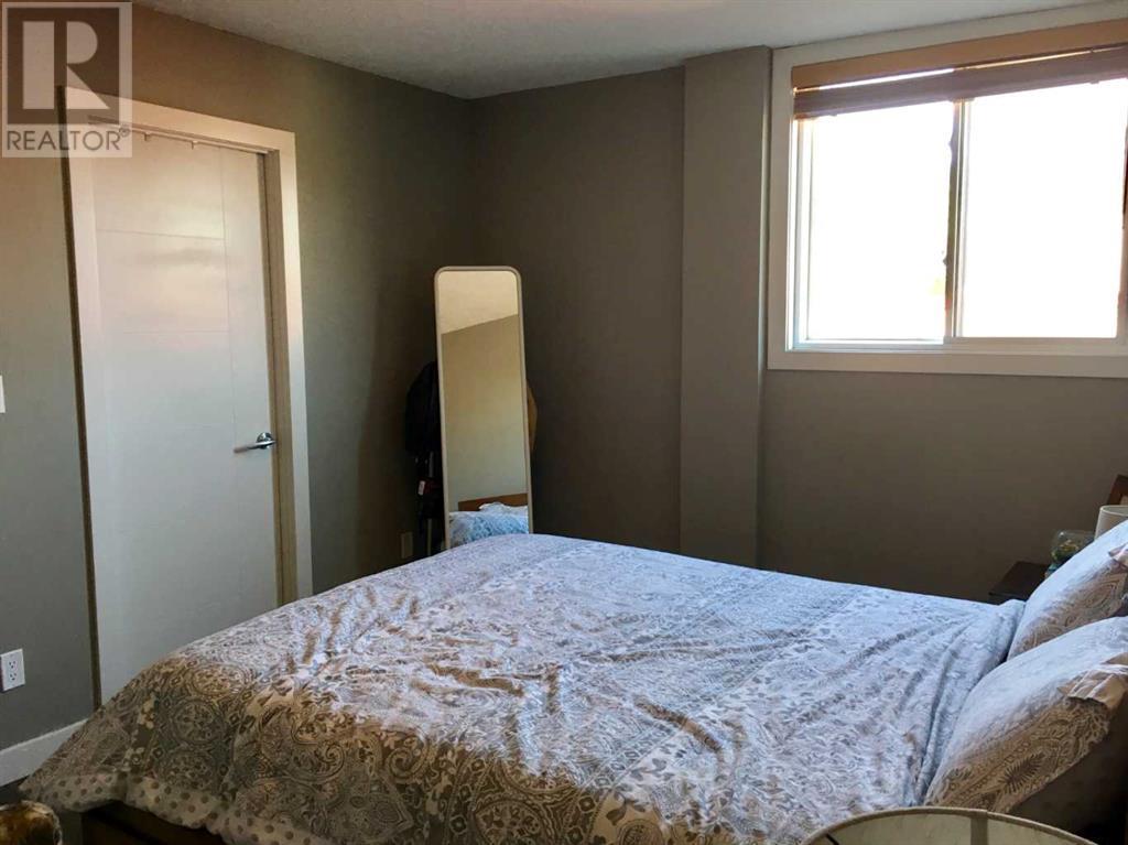 Single Family House for Sale in   Memorial Drive NW Sunnyside Calgary 