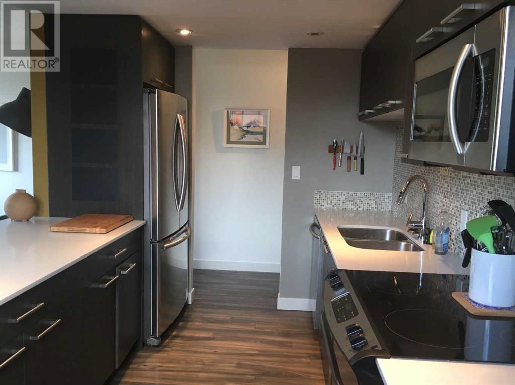 Single Family House for Sale in   Memorial Drive NW Sunnyside Calgary 