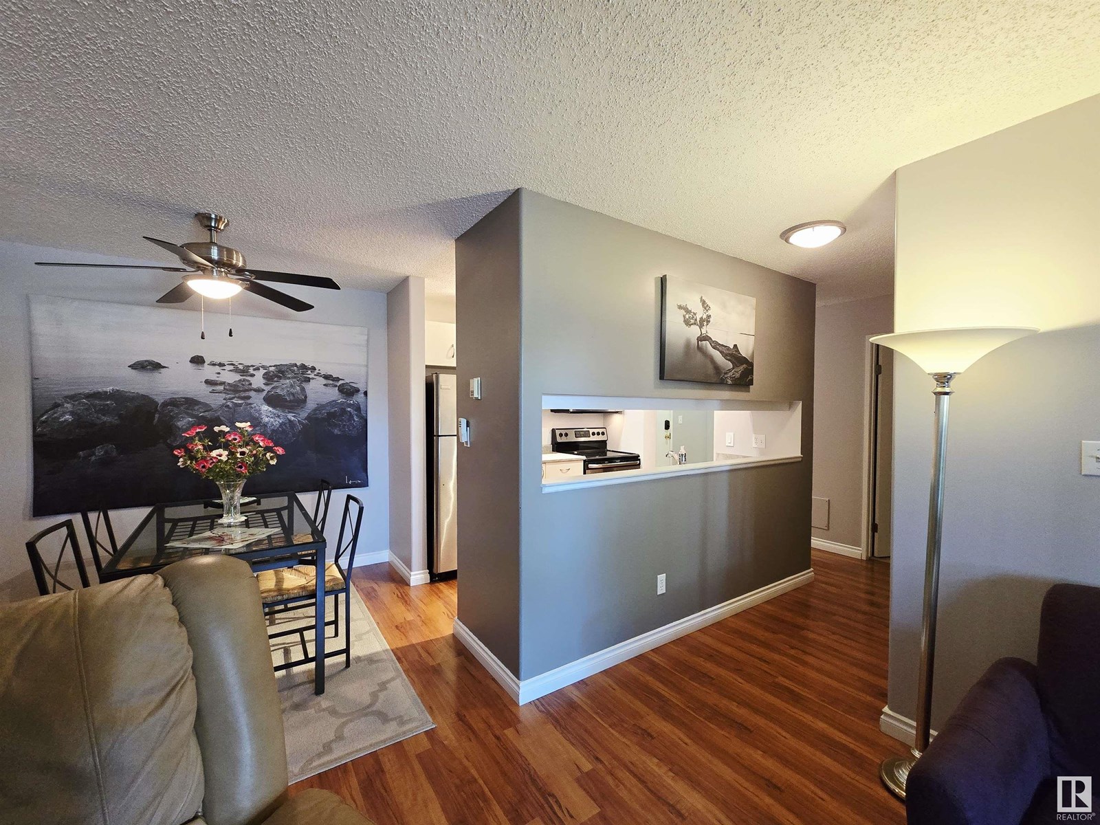 Photo 6 of 111 11620 9 A Av Nw, Edmonton AB