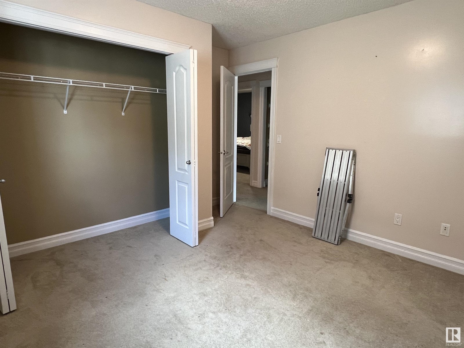 Photo 21 of 21 Birch Pl, Fort Saskatchewan AB