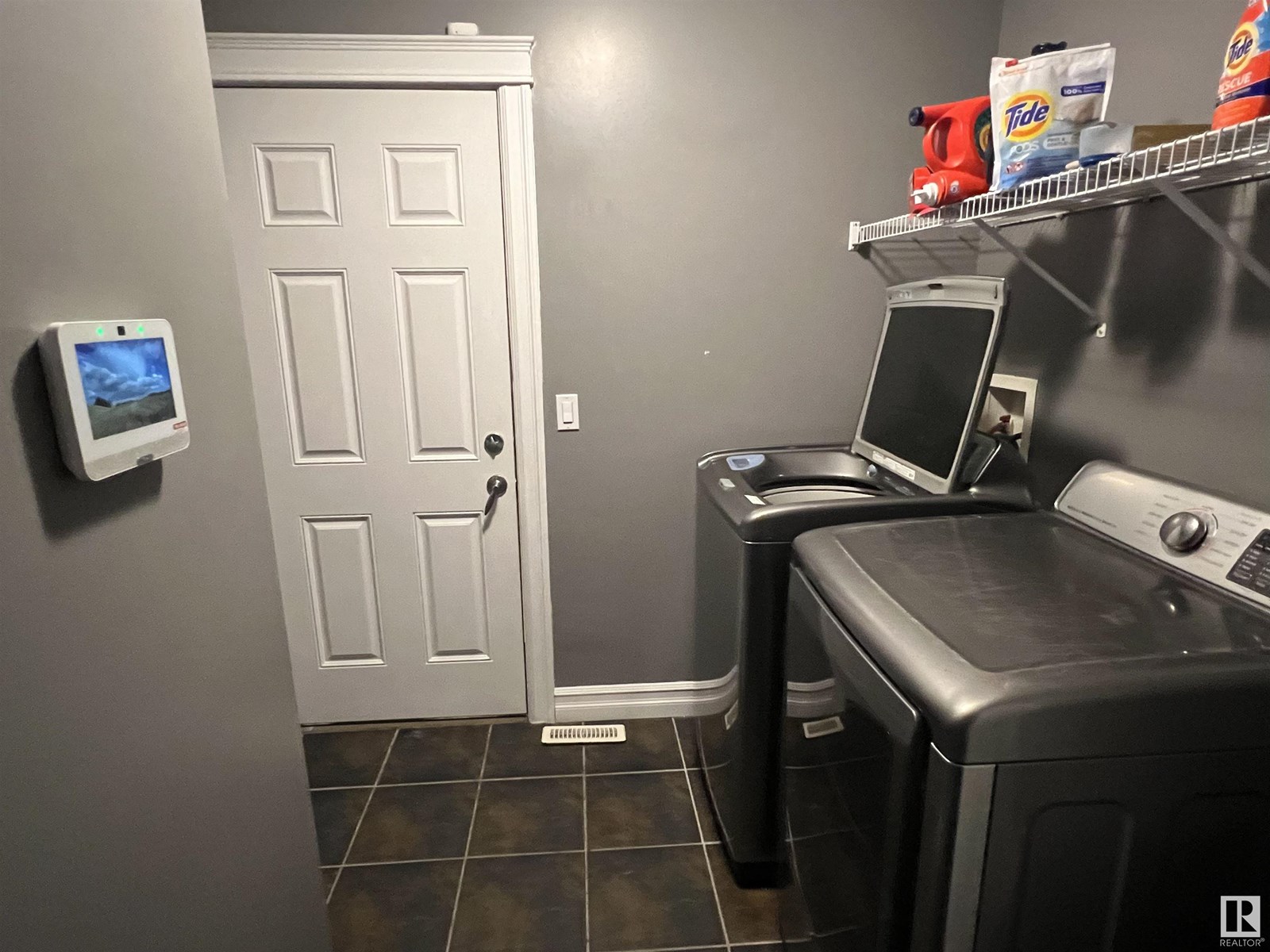 Photo 22 of 21 Birch Pl, Fort Saskatchewan AB