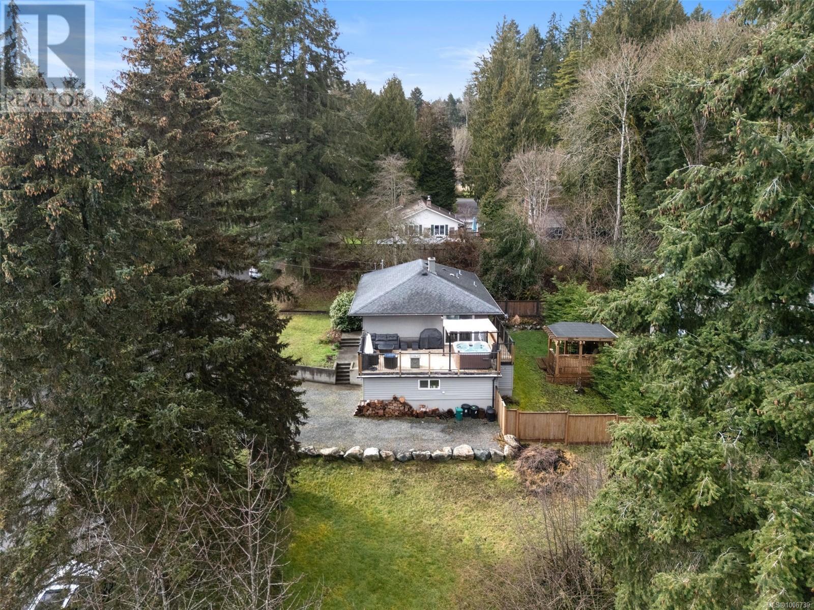 Photo 28 of 3039 Lashman Ave, Duncan BC