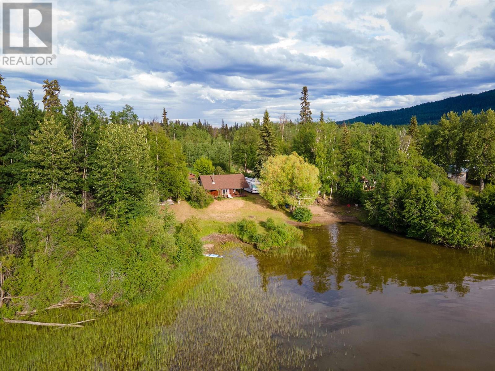 189 SUNSET BEACH ROAD, Fort Fraser
