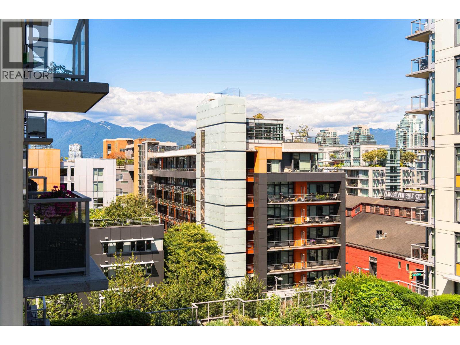 Photo 5 of 902 138 W 1st Avenue, Vancouver BC
