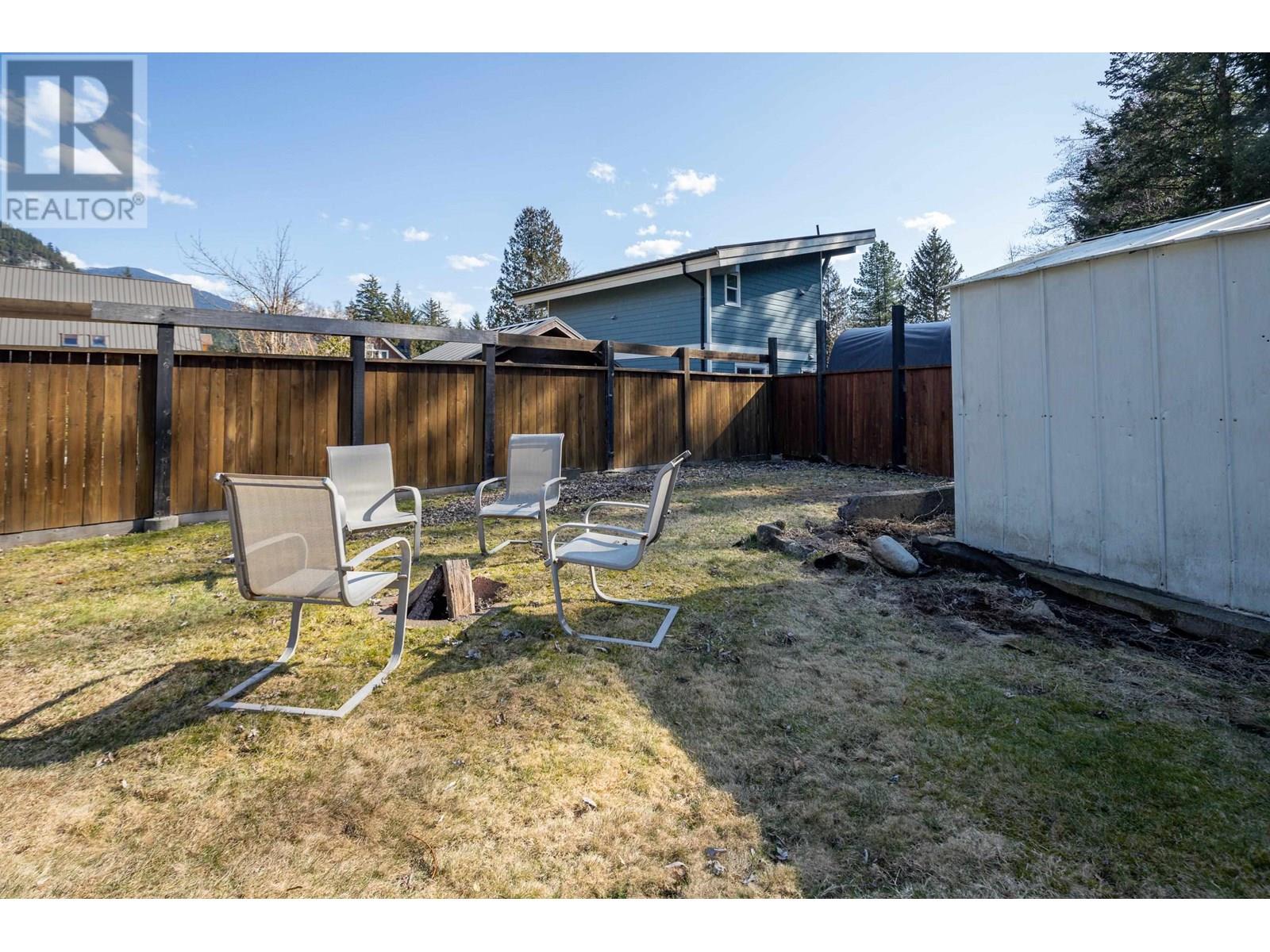 23 BRACKEN PARKWAY, Squamish