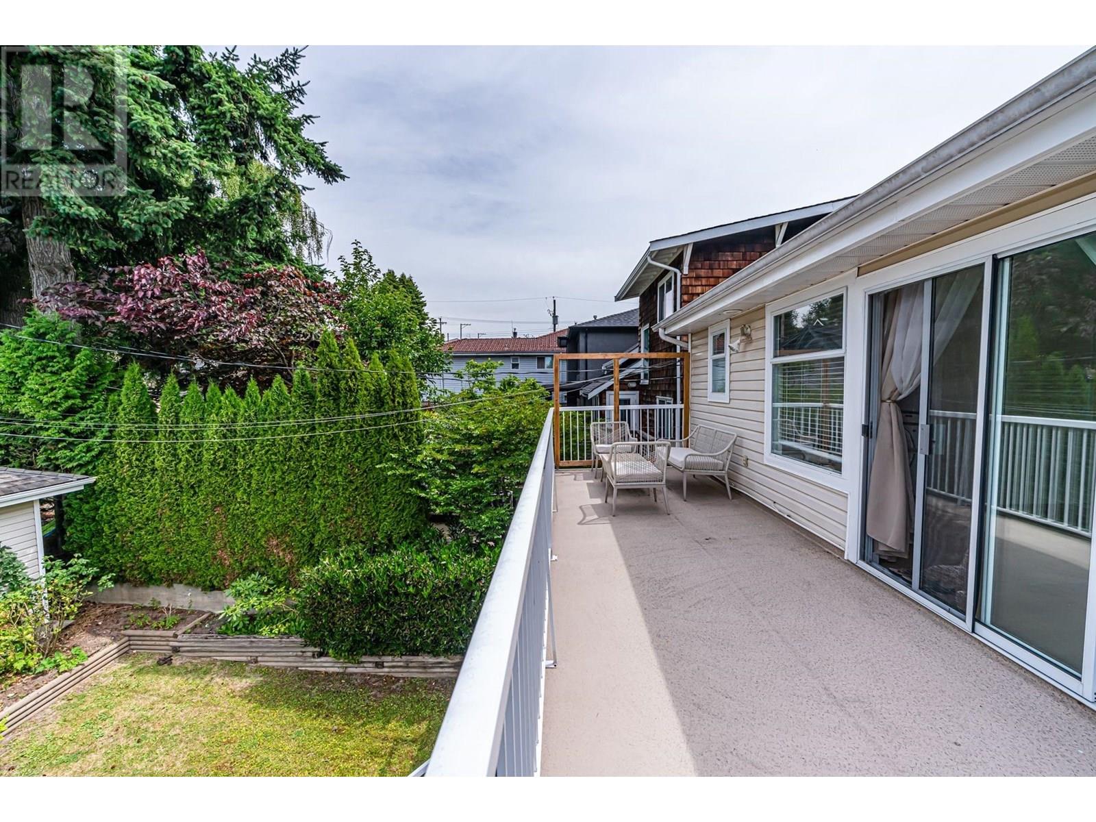 Photo 32 of 333 E 48th Avenue, Vancouver BC