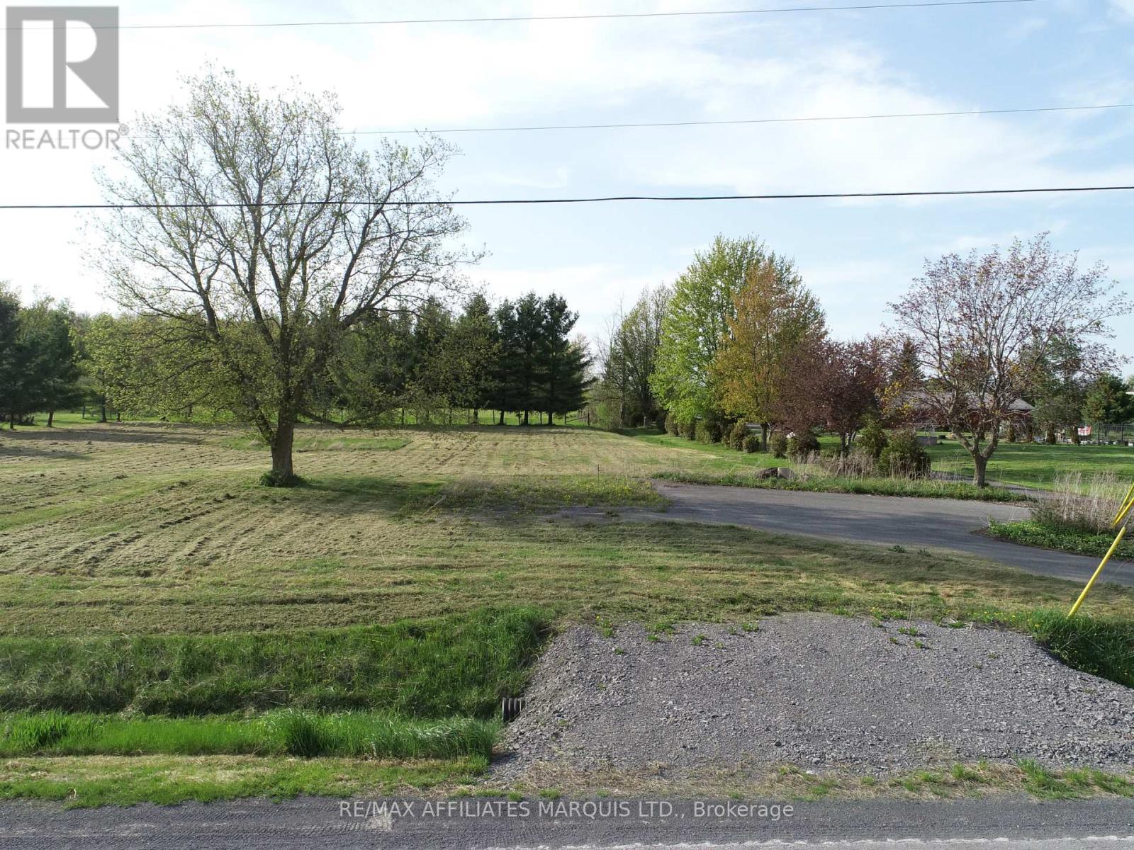Photo 5 of 17175 And 17181 Mcneil Road, North Stormont ON
