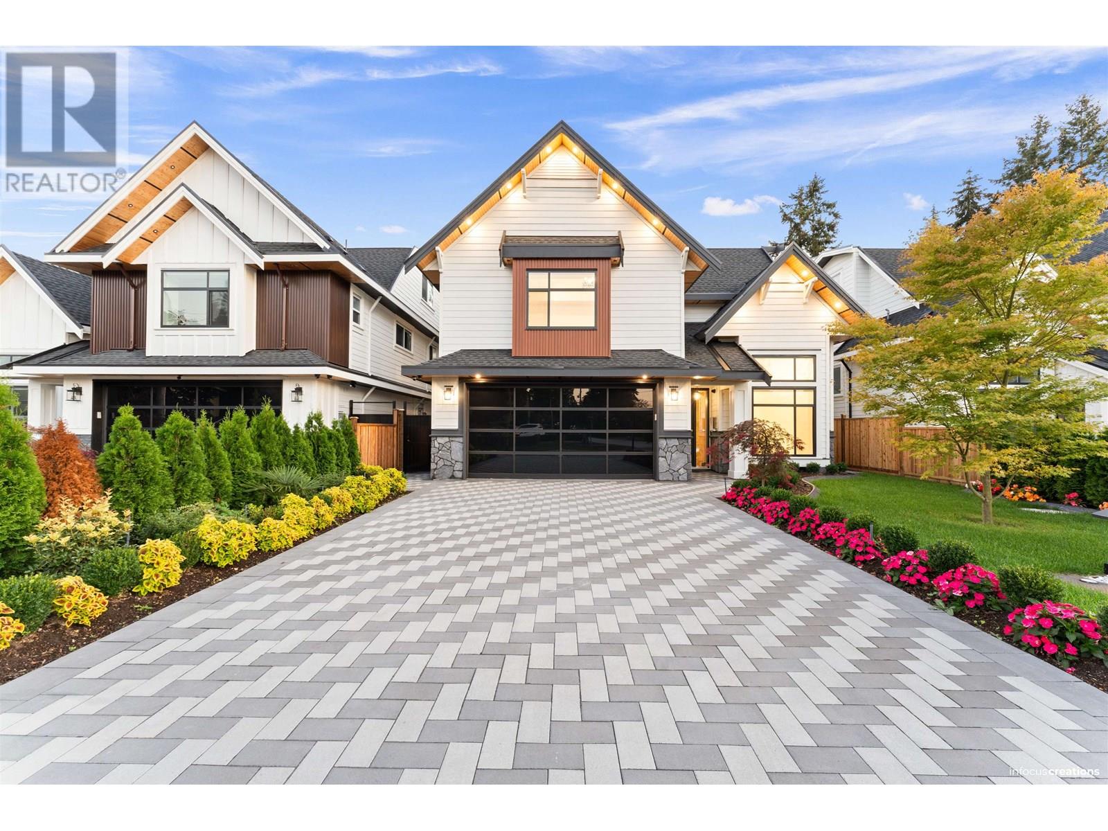 Photo 2 of 5754 16 A Avenue, Delta BC