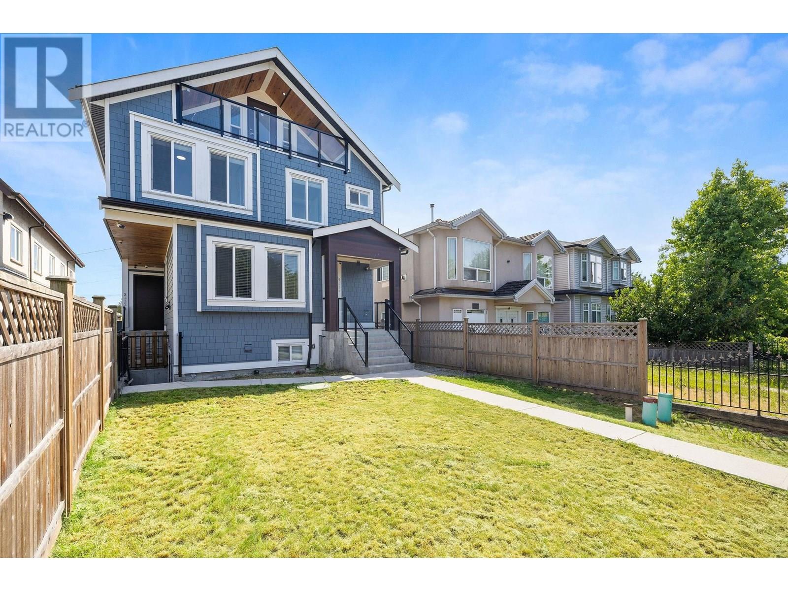 Photo 24 of 1 2430 41 Avenue, Vancouver BC