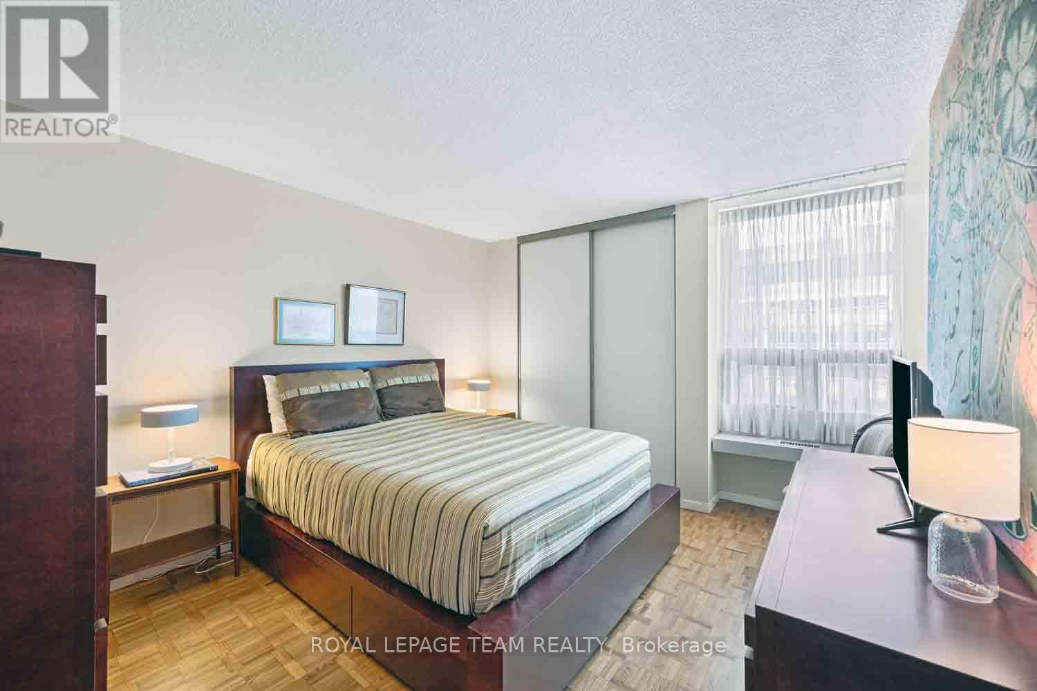 Photo 11 of 804 40 Arthur Street, Ottawa ON