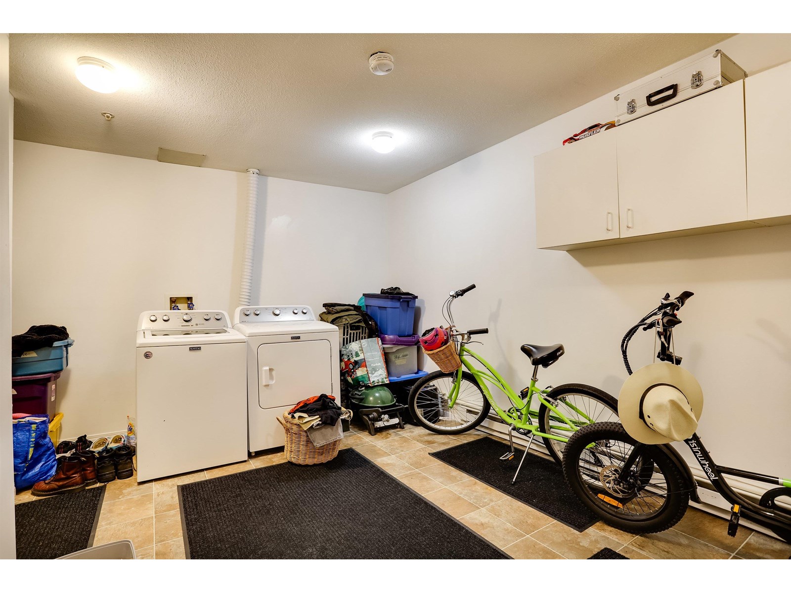 Photo 29 of 1 15432 16 A Avenue, Surrey BC
