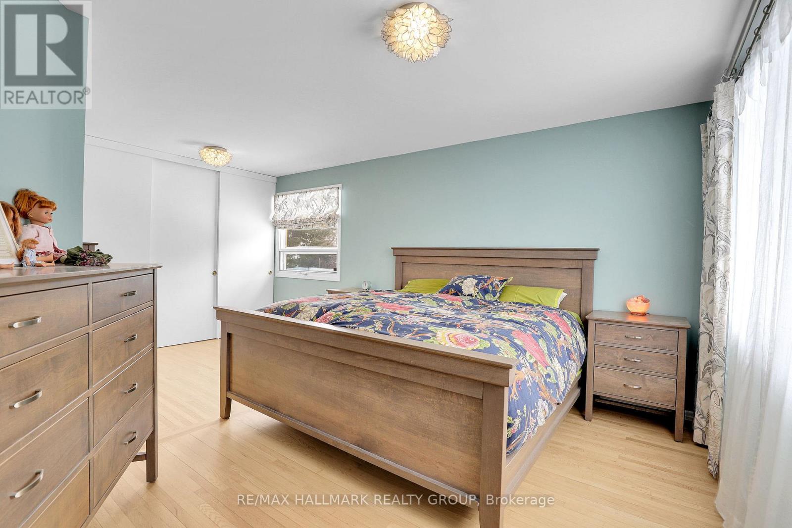Photo 32 of 1712 Playfair Drive, Ottawa ON