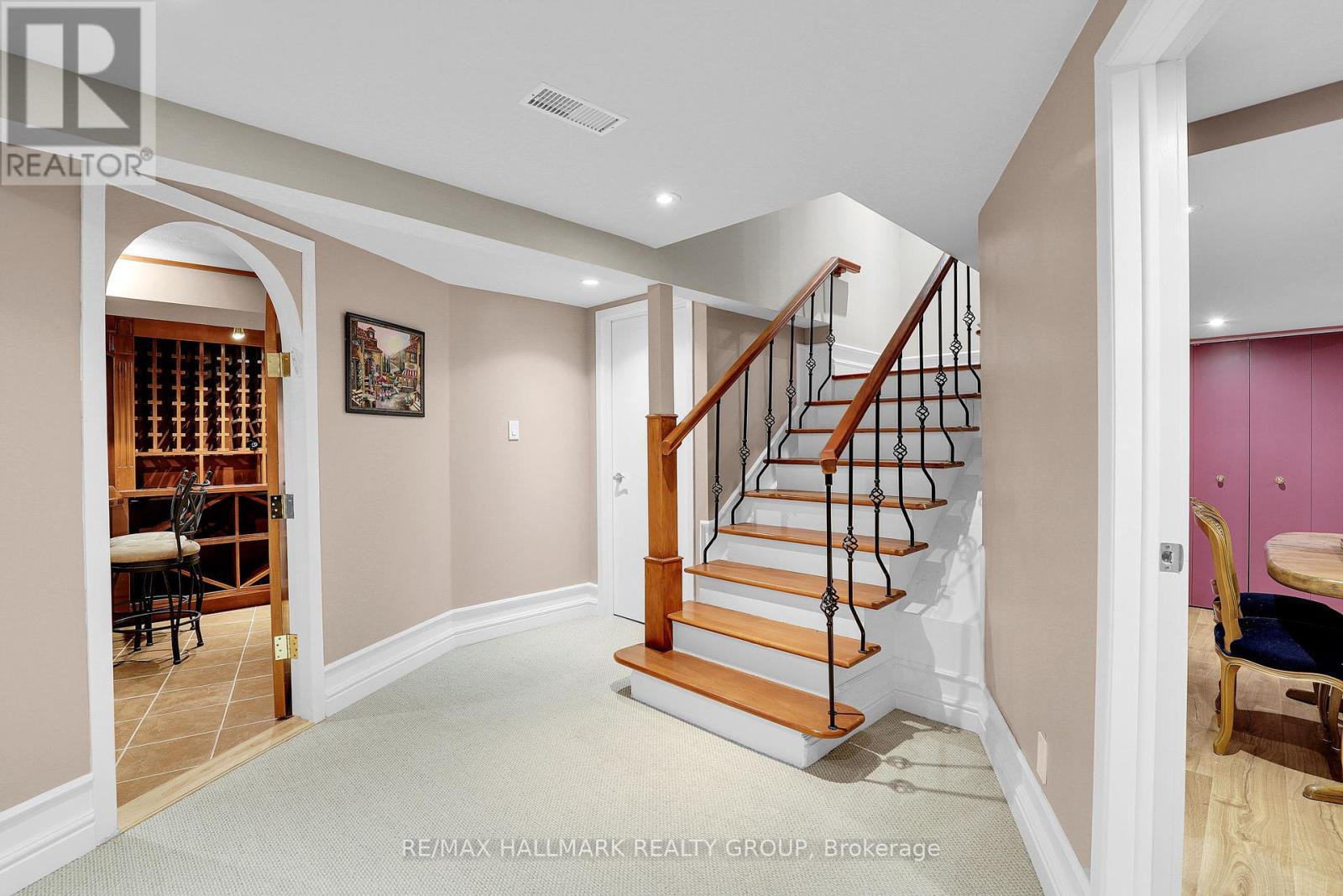 Photo 29 of 1712 Playfair Drive, Ottawa ON