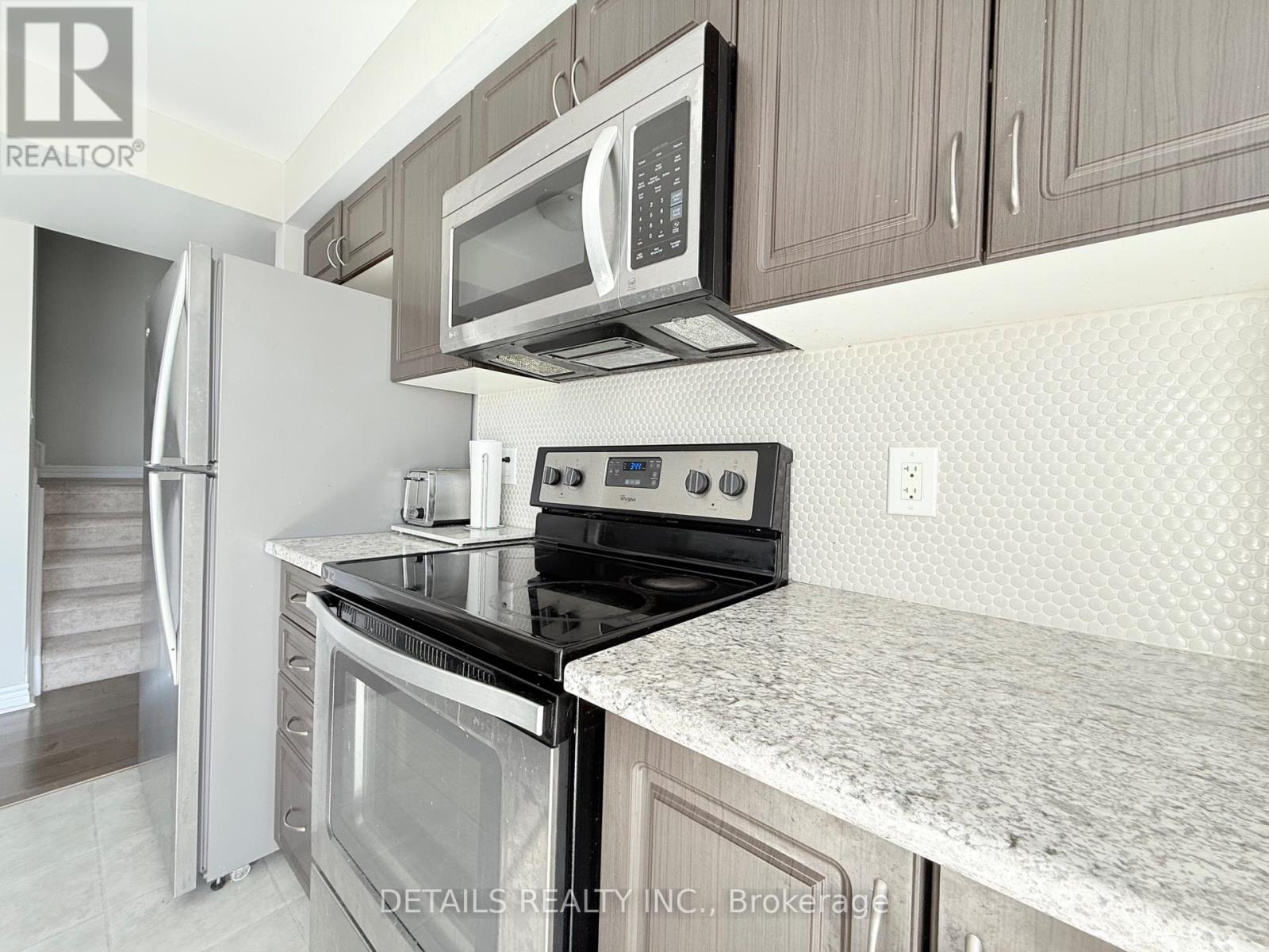 Photo 19 of B 743 Magnolia Street, Ottawa ON