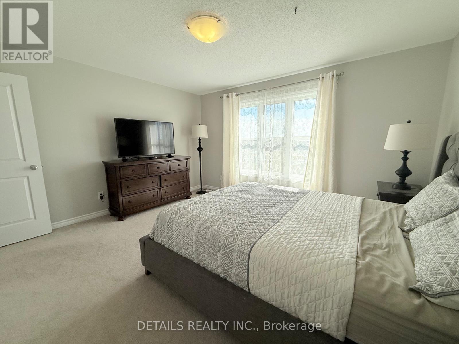 Photo 5 of B 743 Magnolia Street, Ottawa ON