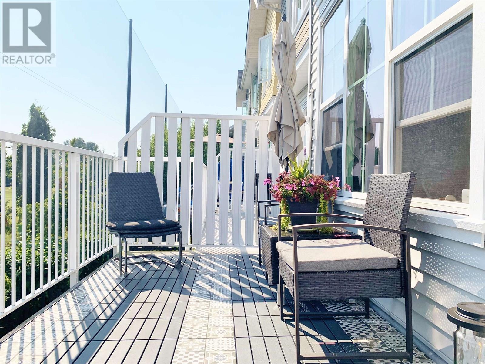 Photo 9 of 46 5550 Admiral Way, Delta BC