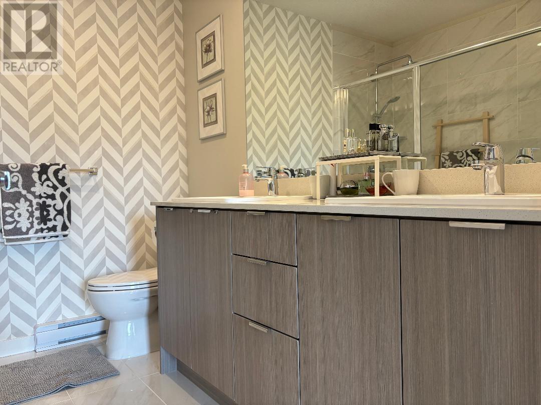 Photo 16 of 46 5550 Admiral Way, Delta BC