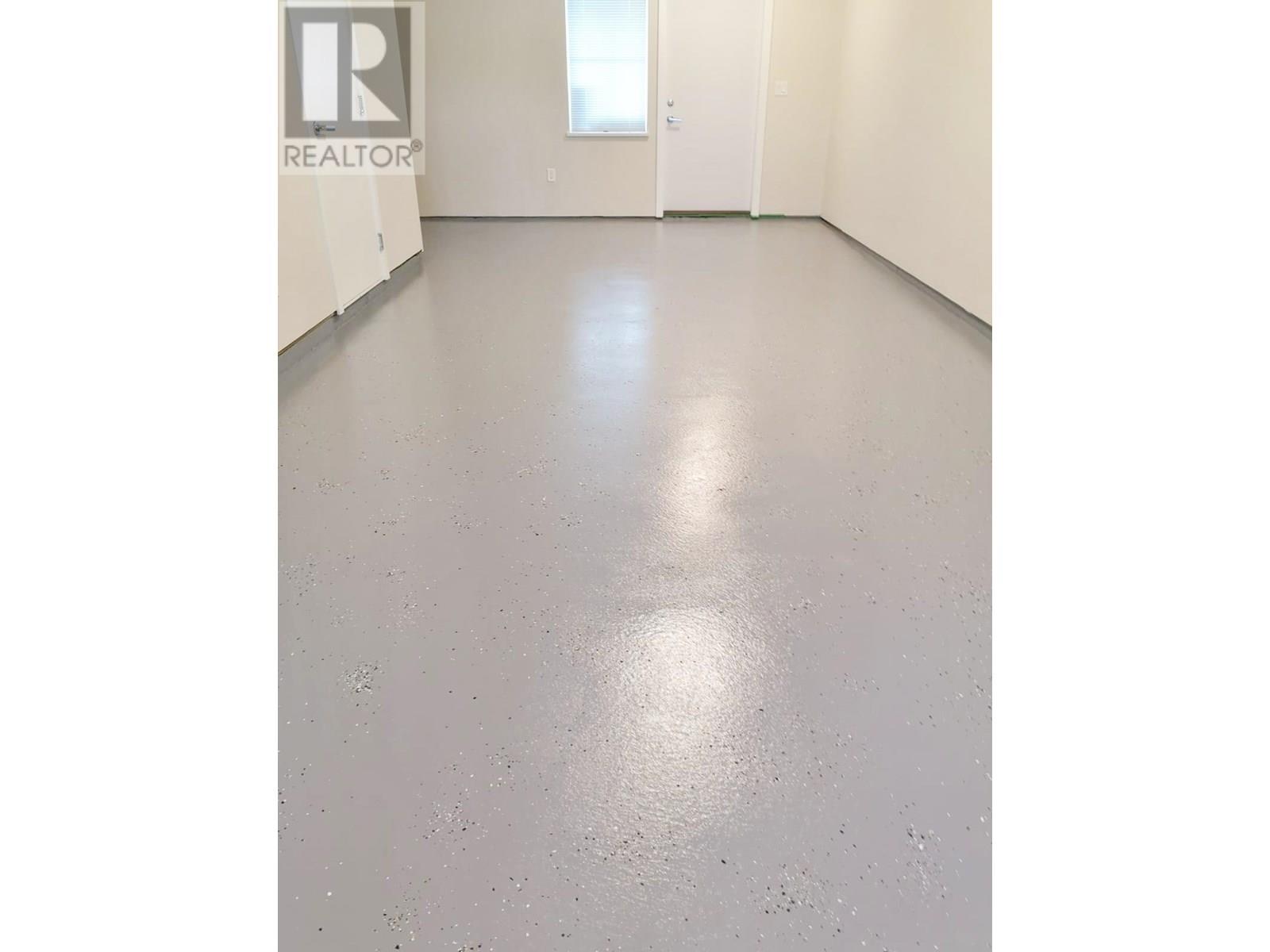 Photo 23 of 46 5550 Admiral Way, Delta BC