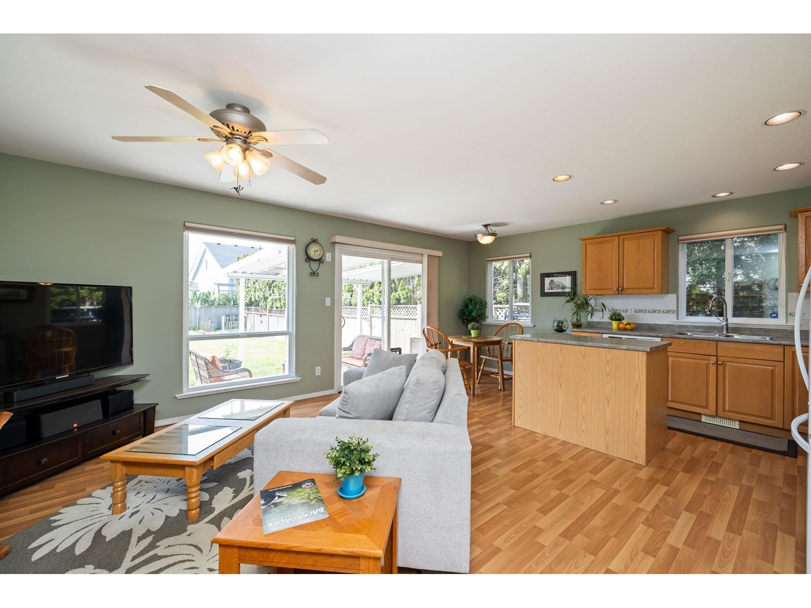 Photo 18 of 46492 Ranchero Drive Sardis East Vedder, Chilliwack BC