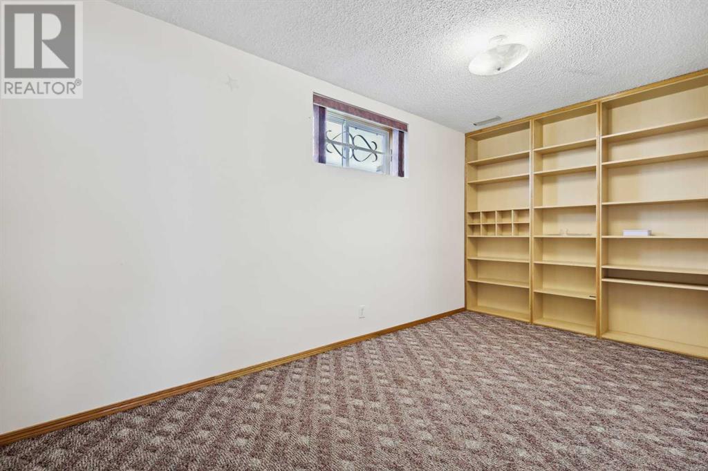 Single Family House Bungalow for Sale in  Harvest Park Road NE Harvest Hills Calgary 