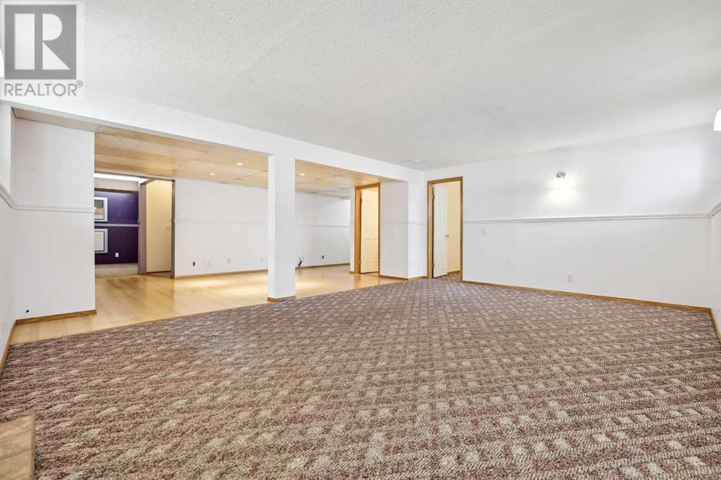Single Family House Bungalow for Sale in  Harvest Park Road NE Harvest Hills Calgary 