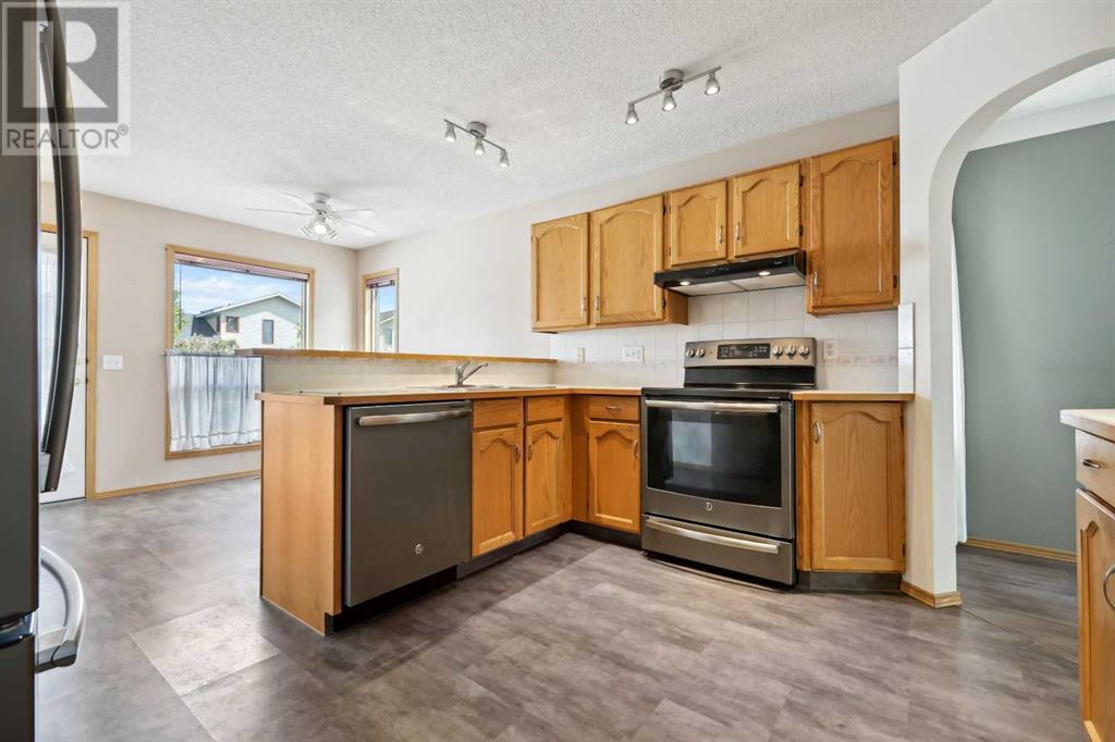 Single Family House Bungalow for Sale in  Harvest Park Road NE Harvest Hills Calgary 