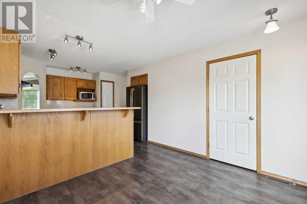 Single Family House Bungalow for Sale in  Harvest Park Road NE Harvest Hills Calgary 