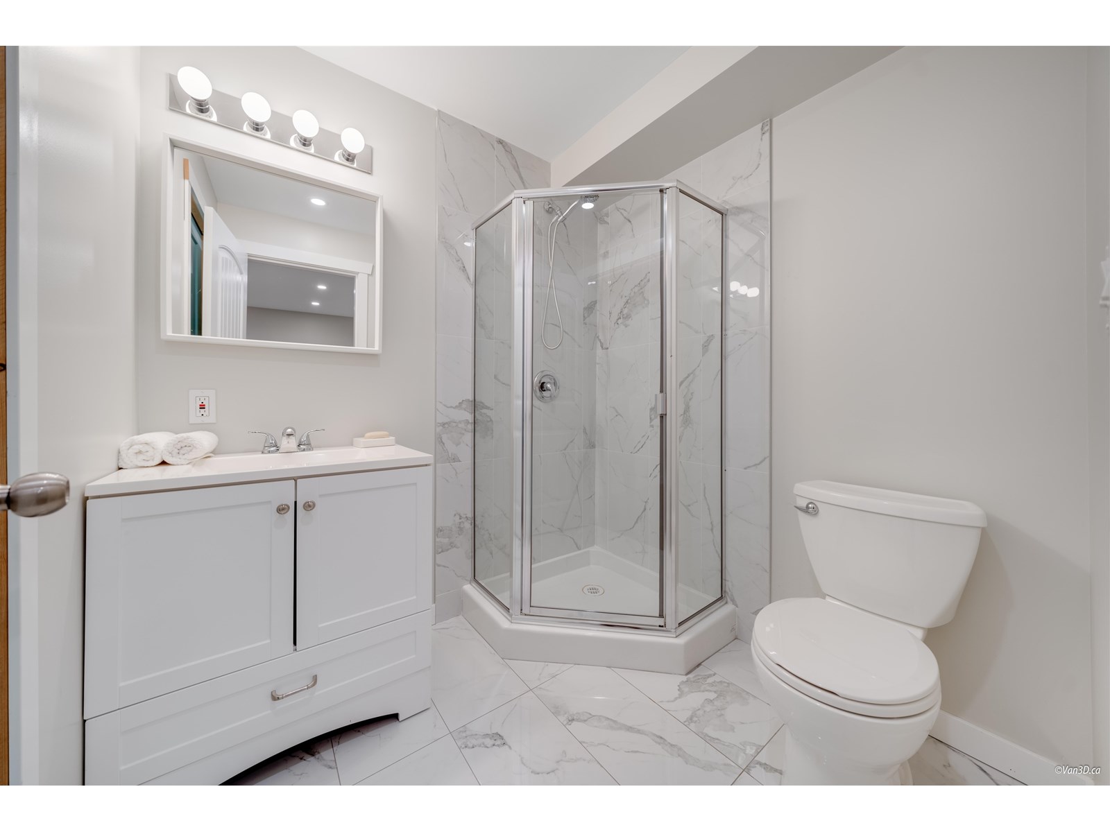 Photo 25 of 21143 82 A Avenue, Langley BC