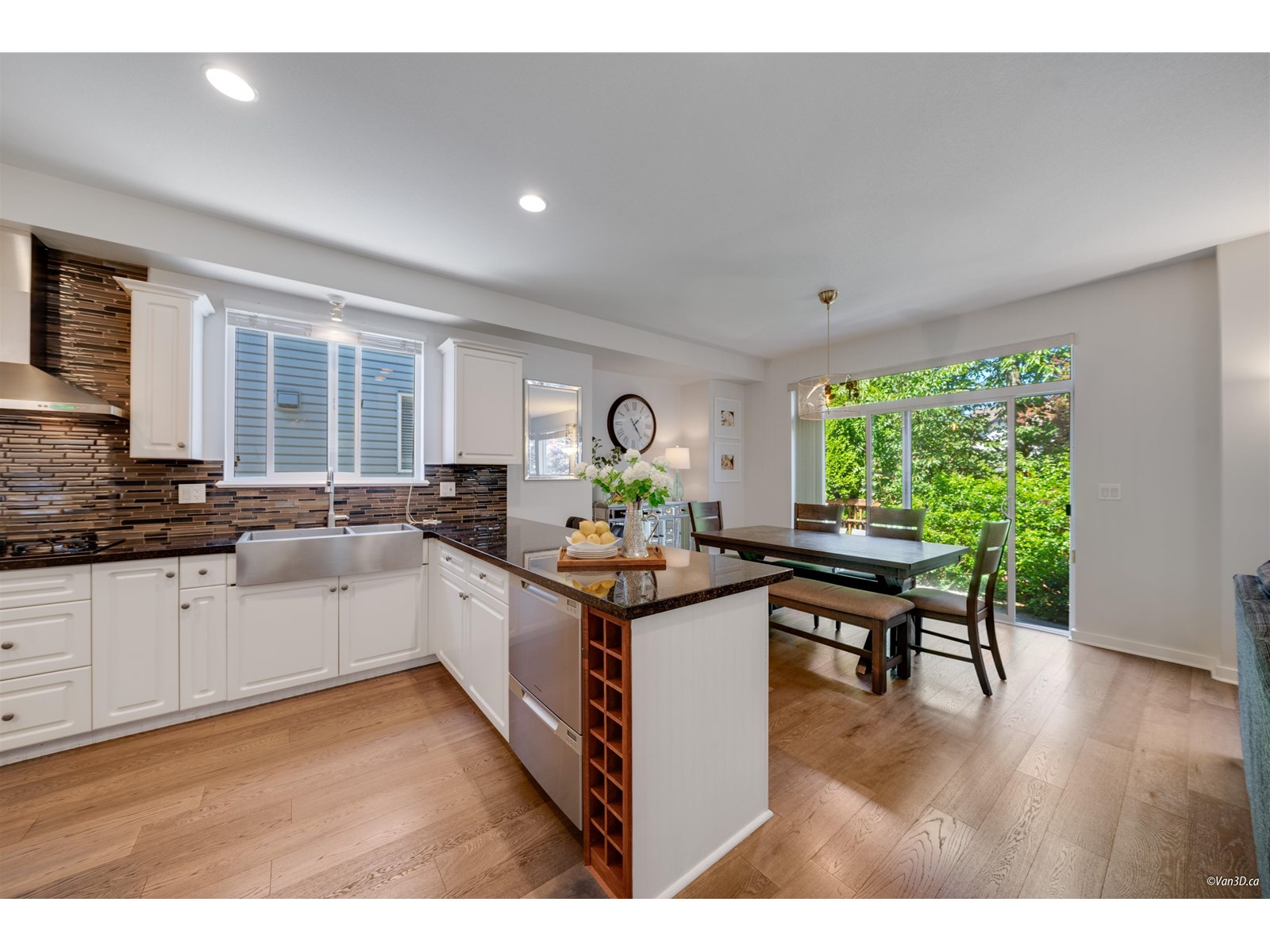 Photo 9 of 21143 82 A Avenue, Langley BC