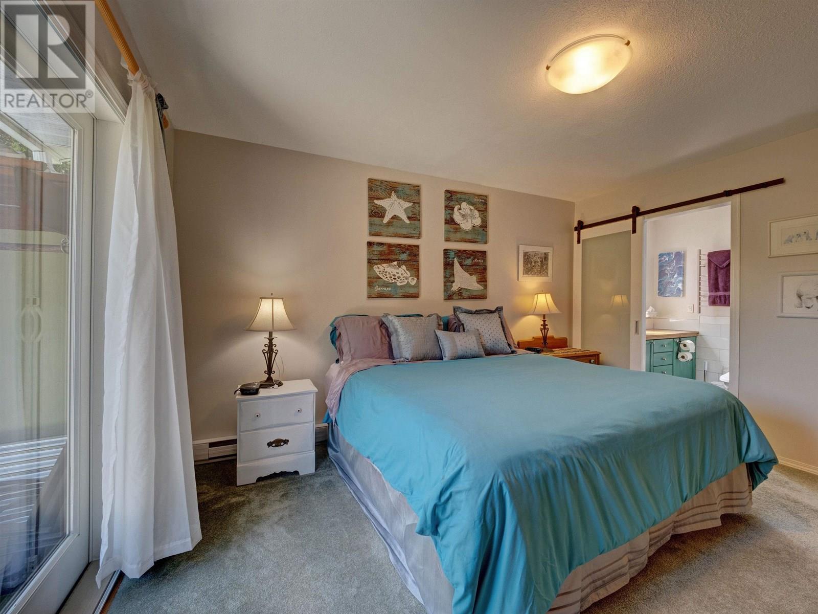 6080 S GALE AVENUE, Sechelt
