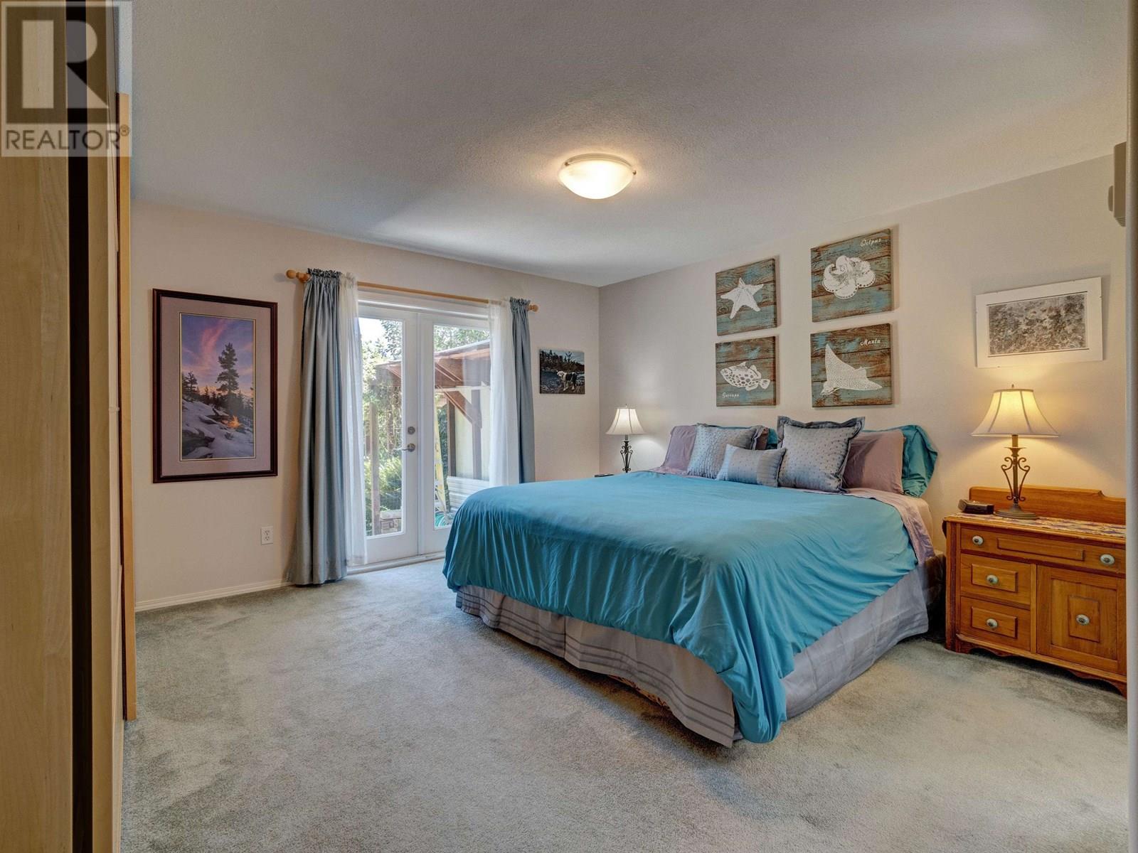 6080 S GALE AVENUE, Sechelt