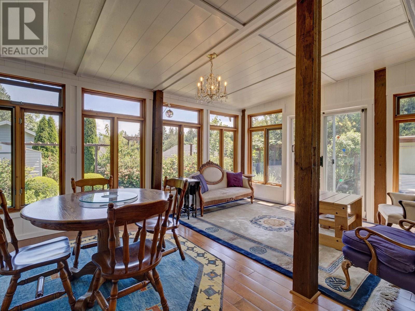6080 S GALE AVENUE, Sechelt
