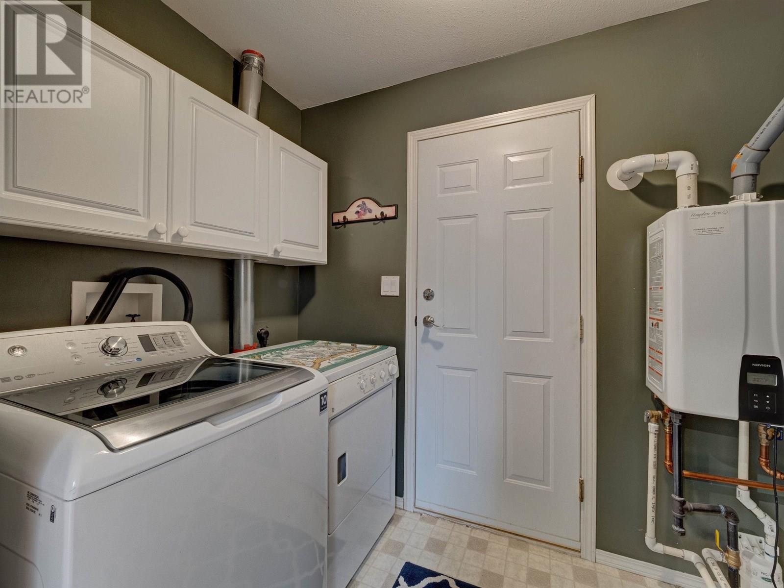 6080 S GALE AVENUE, Sechelt