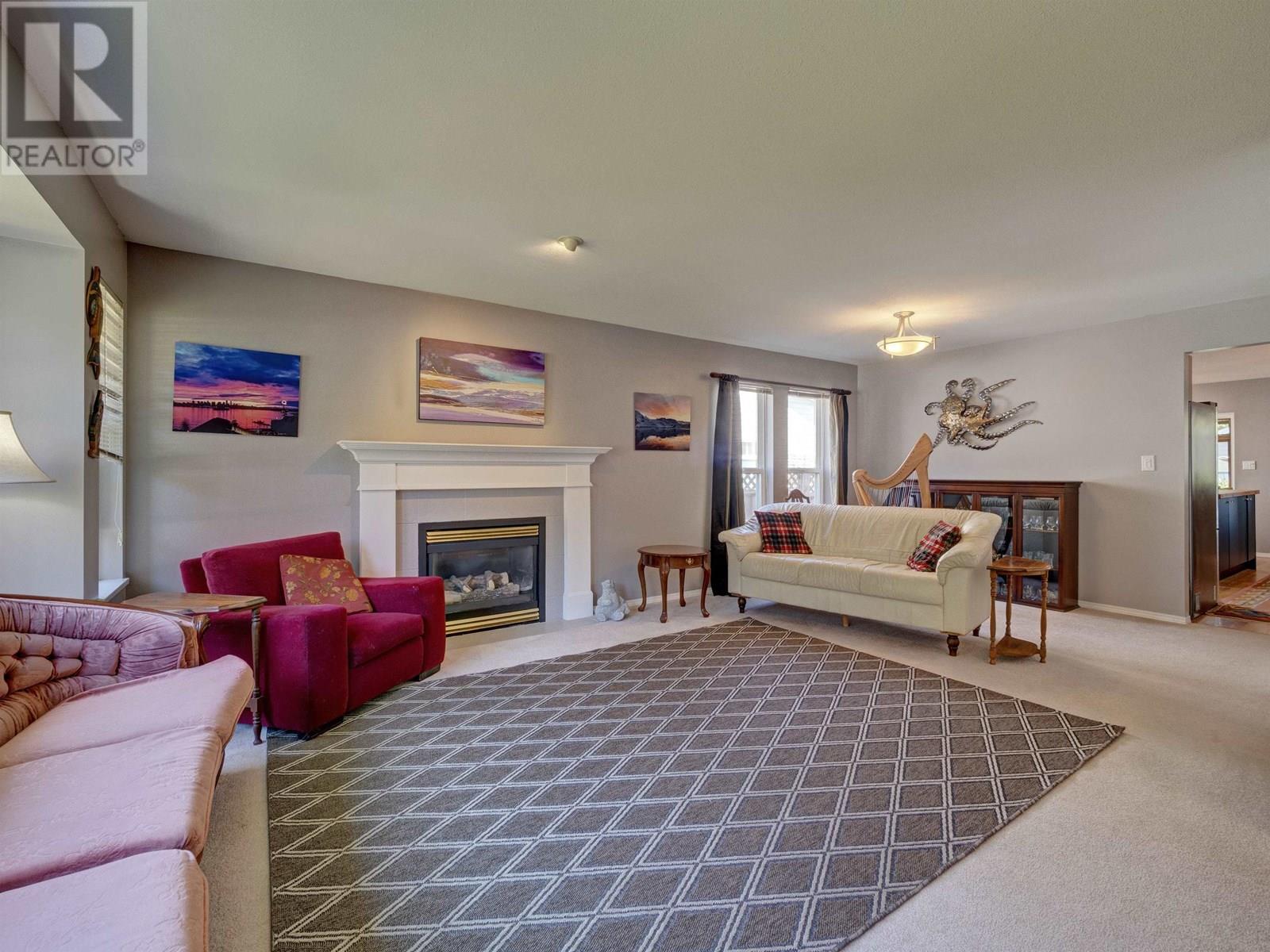 6080 S GALE AVENUE, Sechelt