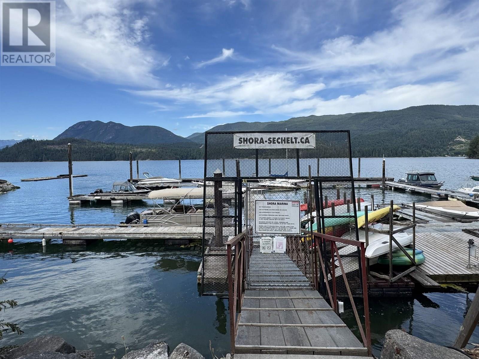 6080 S GALE AVENUE, Sechelt