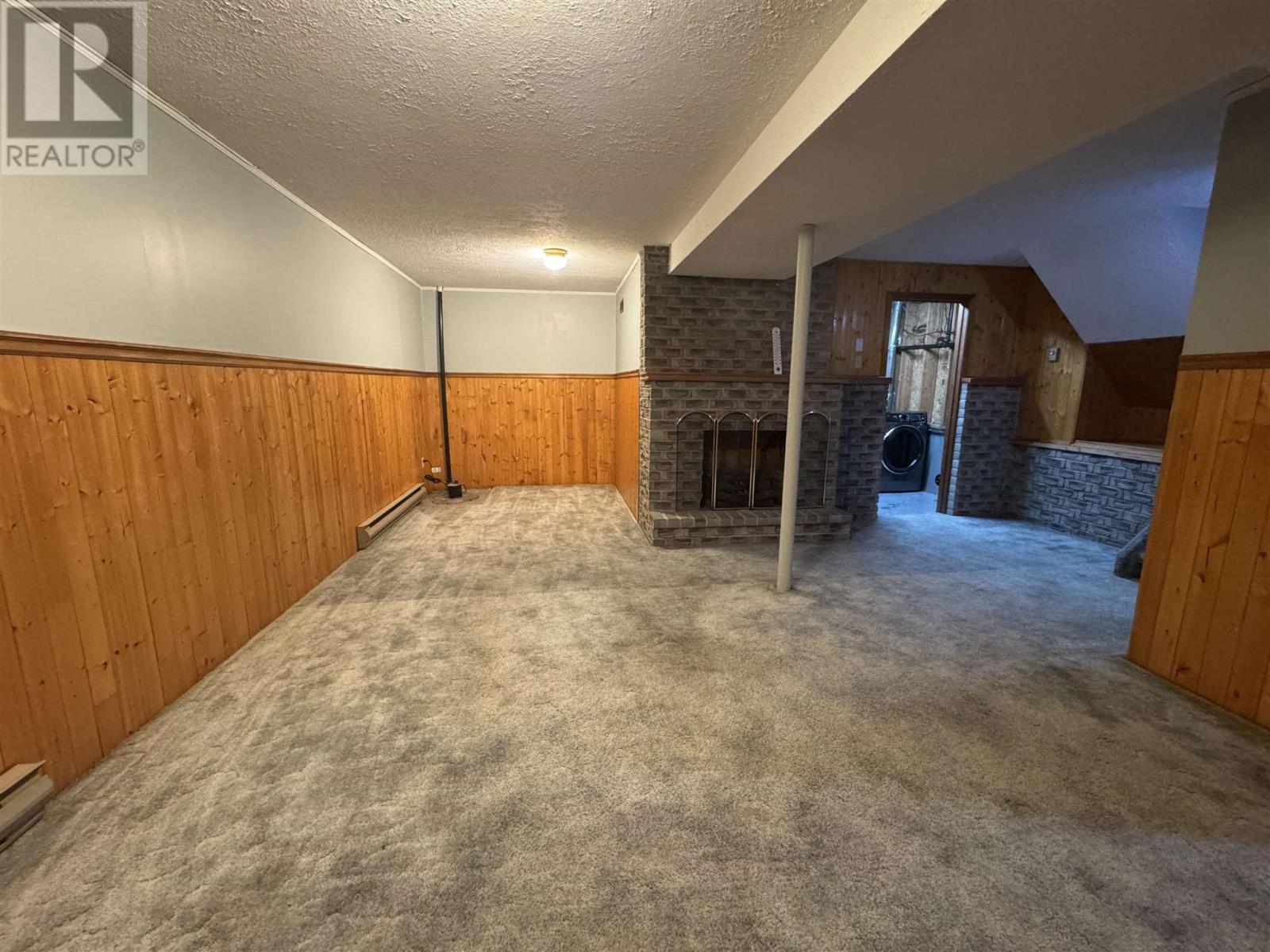 Photo 15 of 77 Matachewan Rd, Manitouwadge ON