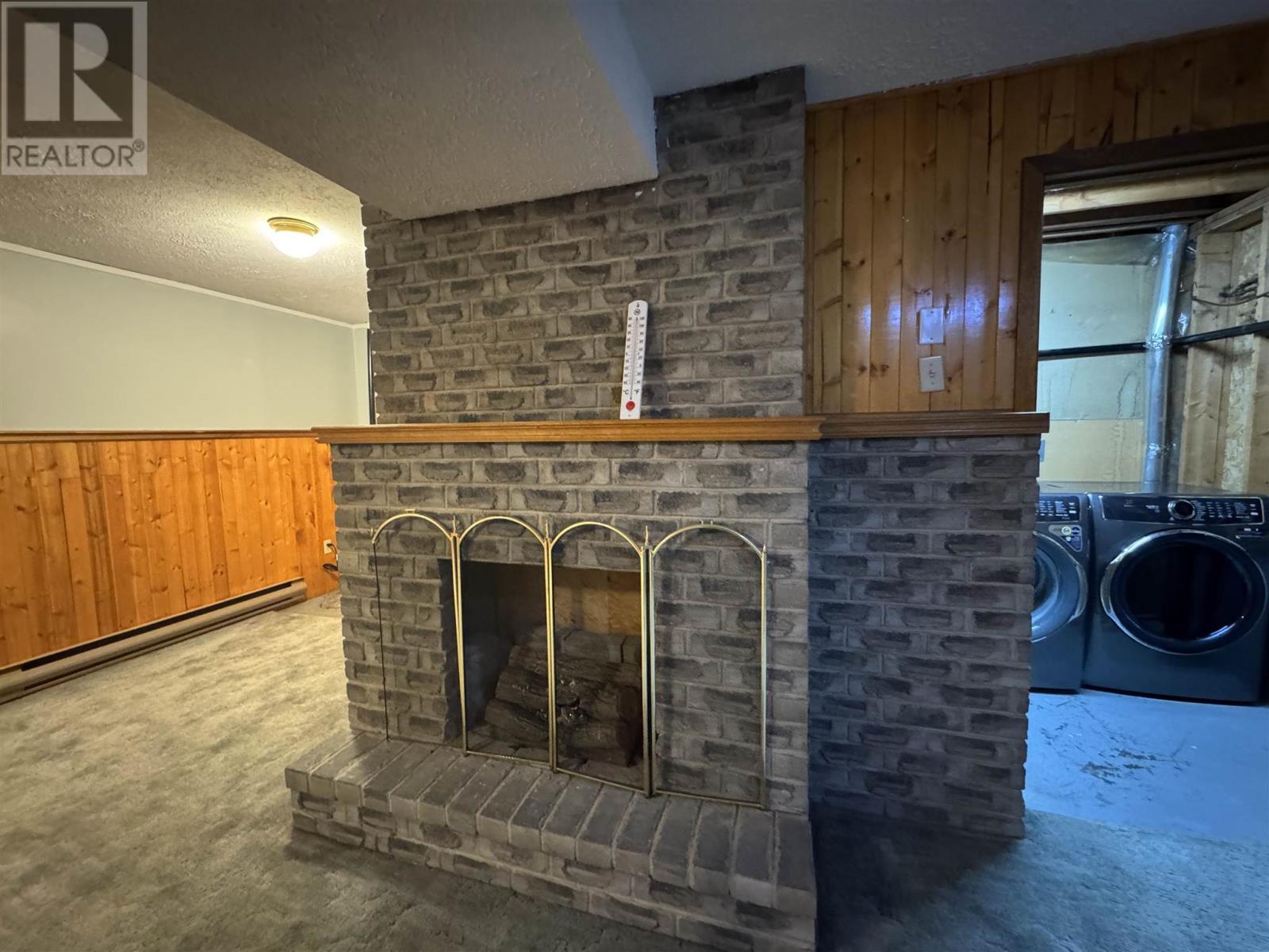 Photo 31 of 77 Matachewan Rd, Manitouwadge ON