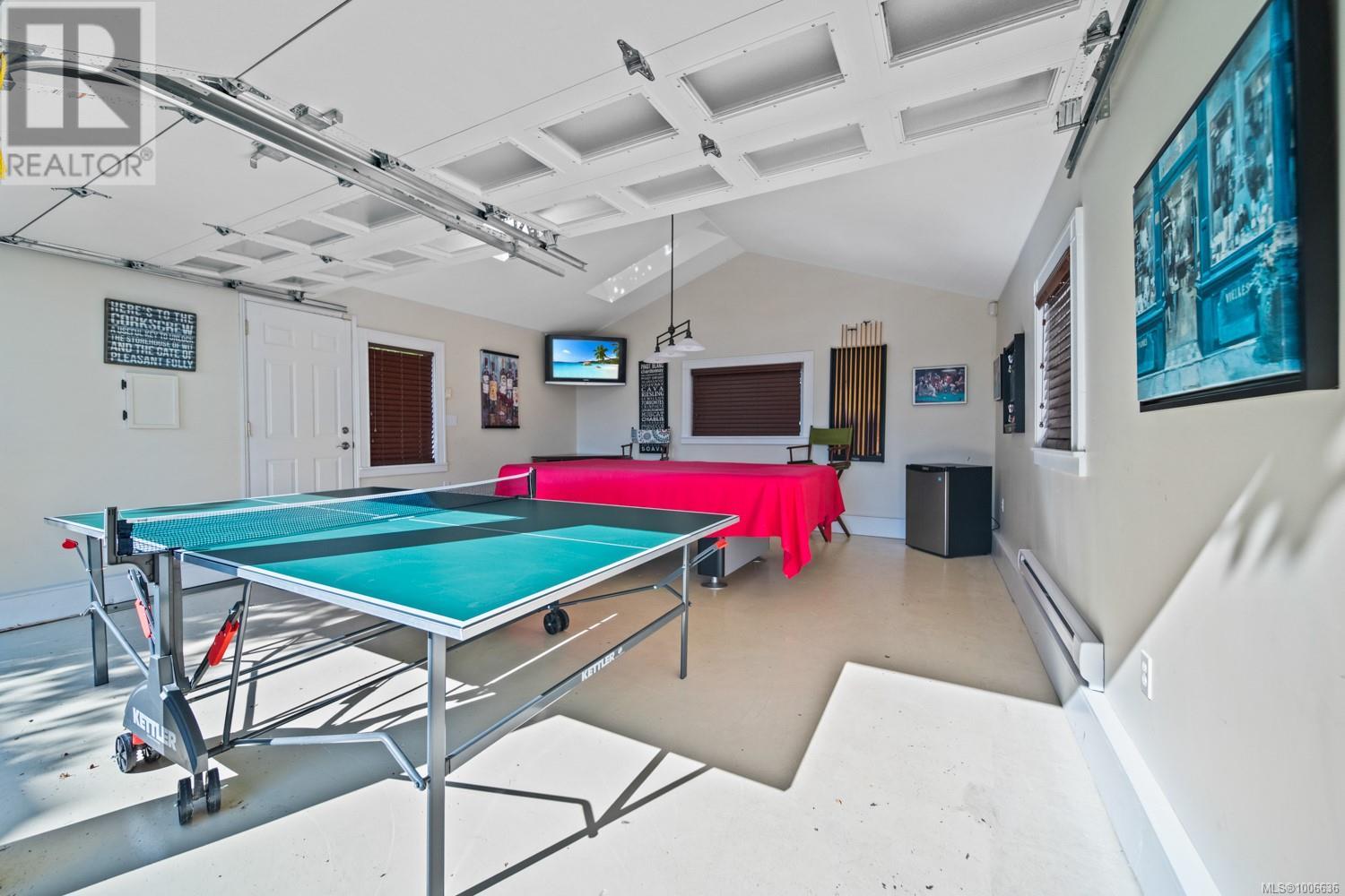 135 NEWCASTLE AVE - Image 35