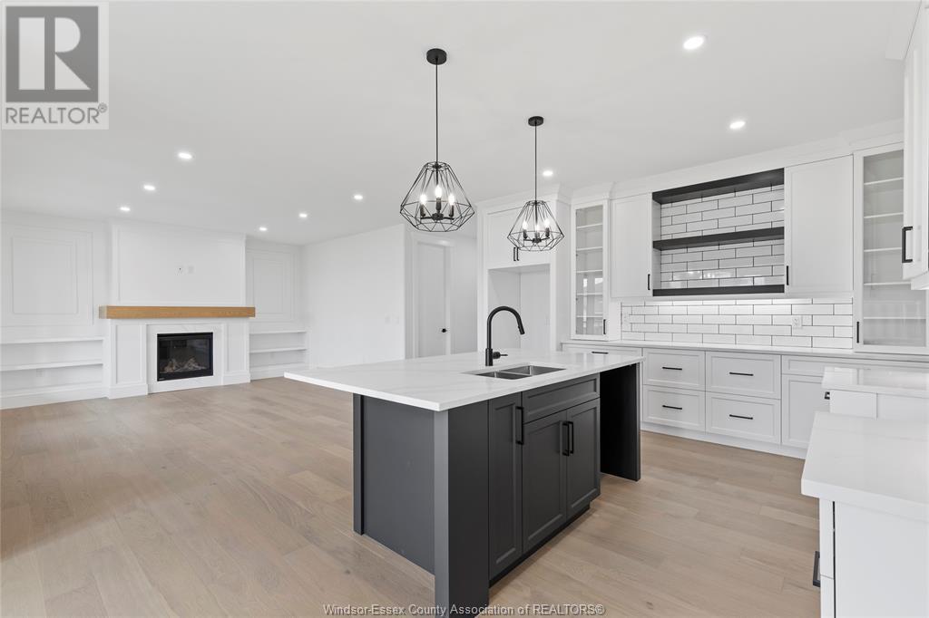 Photo 13 of 7355 Garnet, Mcgregor ON