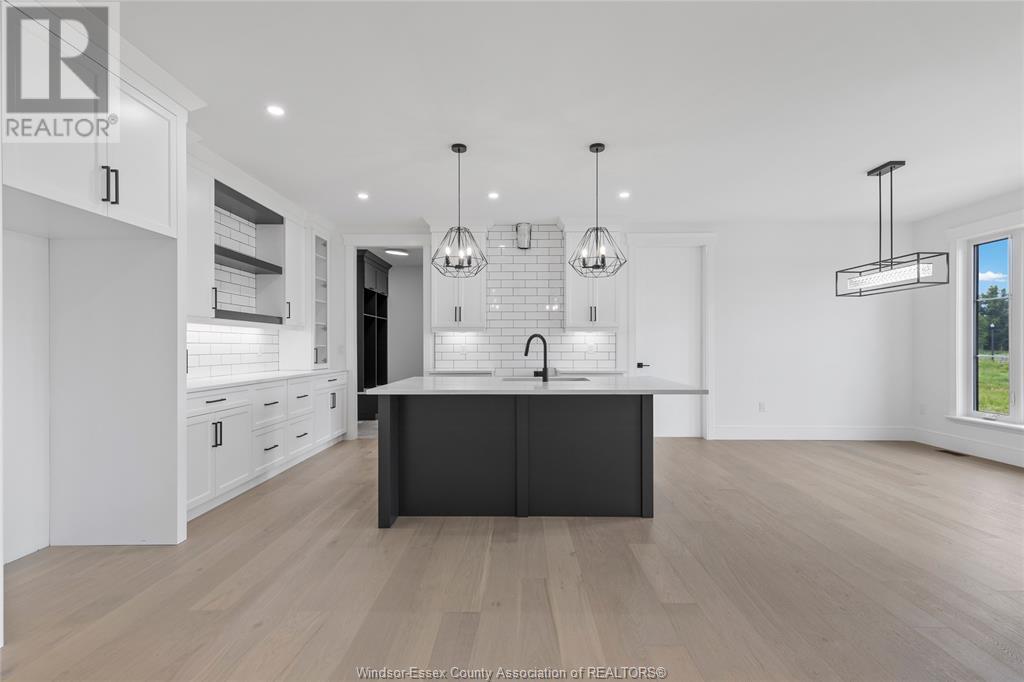 Photo 12 of 7355 Garnet, Mcgregor ON