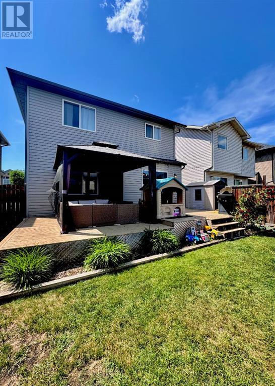 Single Family House for Sale in  Cranwell Common SE Cranston Calgary 