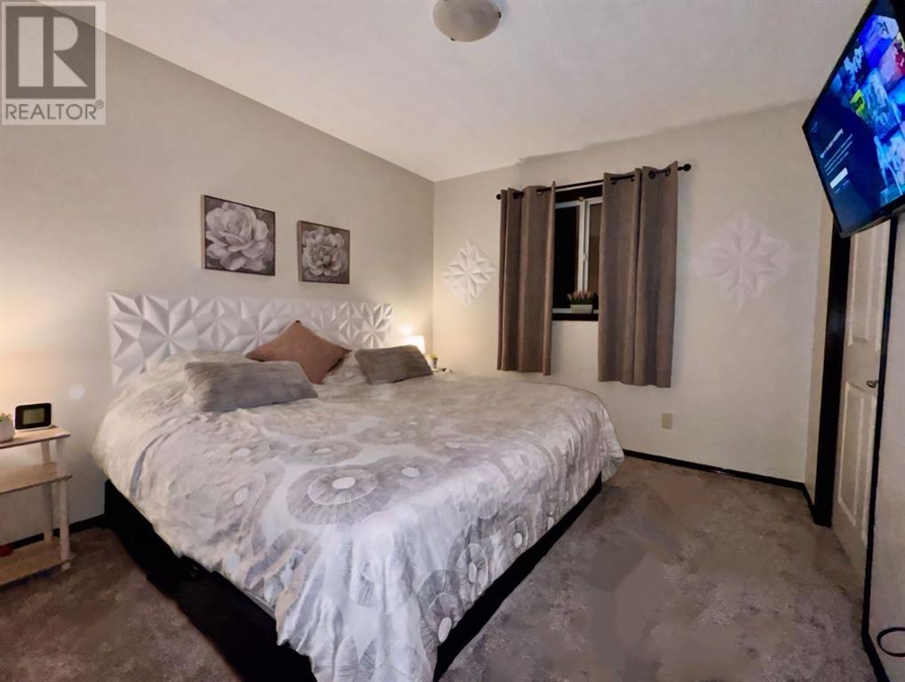 Single Family House for Sale in  Cranwell Common SE Cranston Calgary 