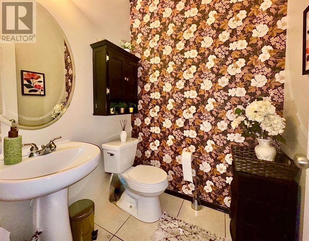 Single Family House for Sale in  Cranwell Common SE Cranston Calgary 