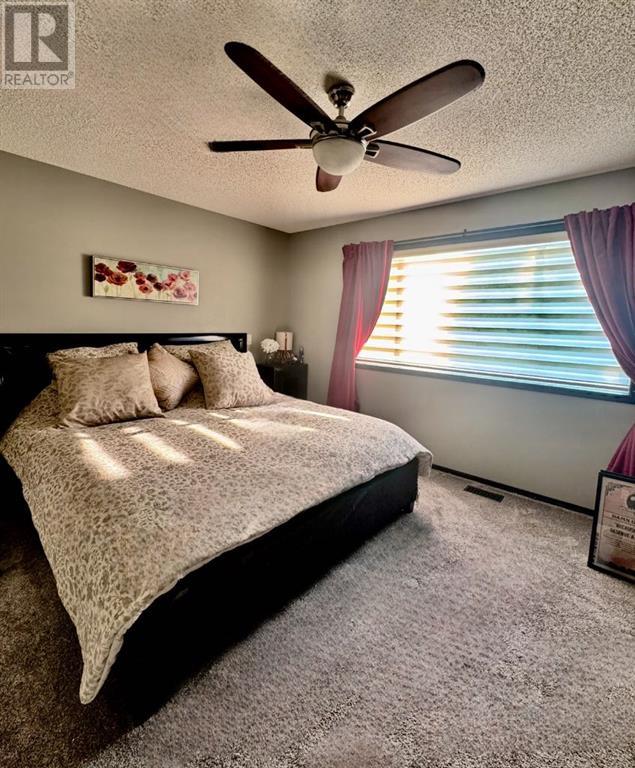 Single Family House for Sale in  Cranwell Common SE Cranston Calgary 