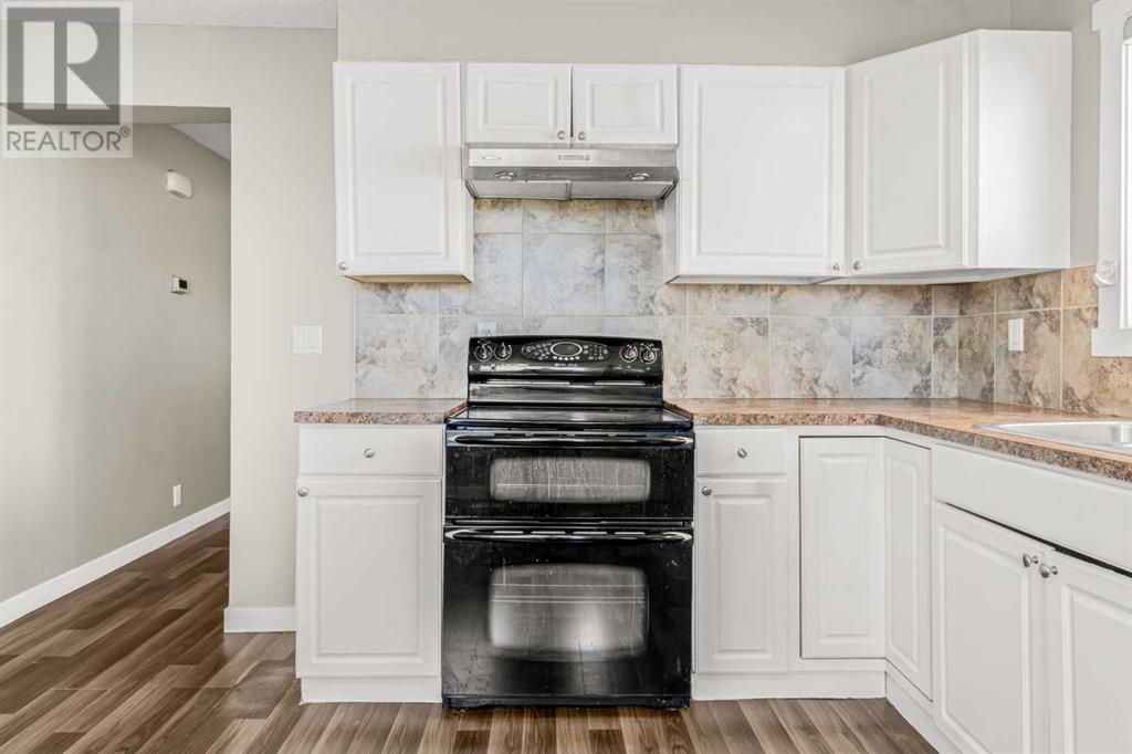 Single Family House for Sale in  Falton Drive NE Falconridge Calgary 