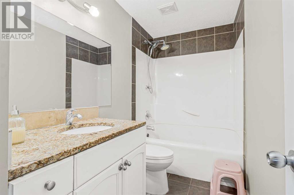 Single Family House for Sale in  Falton Drive NE Falconridge Calgary 