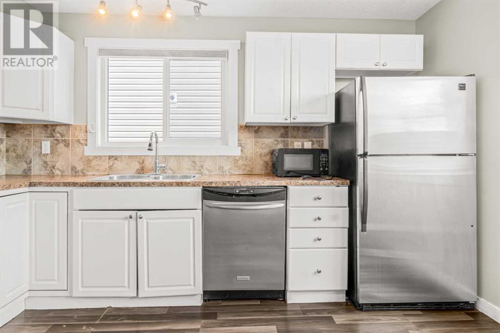 Single Family House for Sale in  Falton Drive NE Falconridge Calgary 